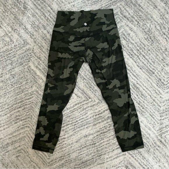 Lululemon | Align High-Rise Crop 23" Heritage 365 Camo Medium Olive size 8 - Picture 8 of 13